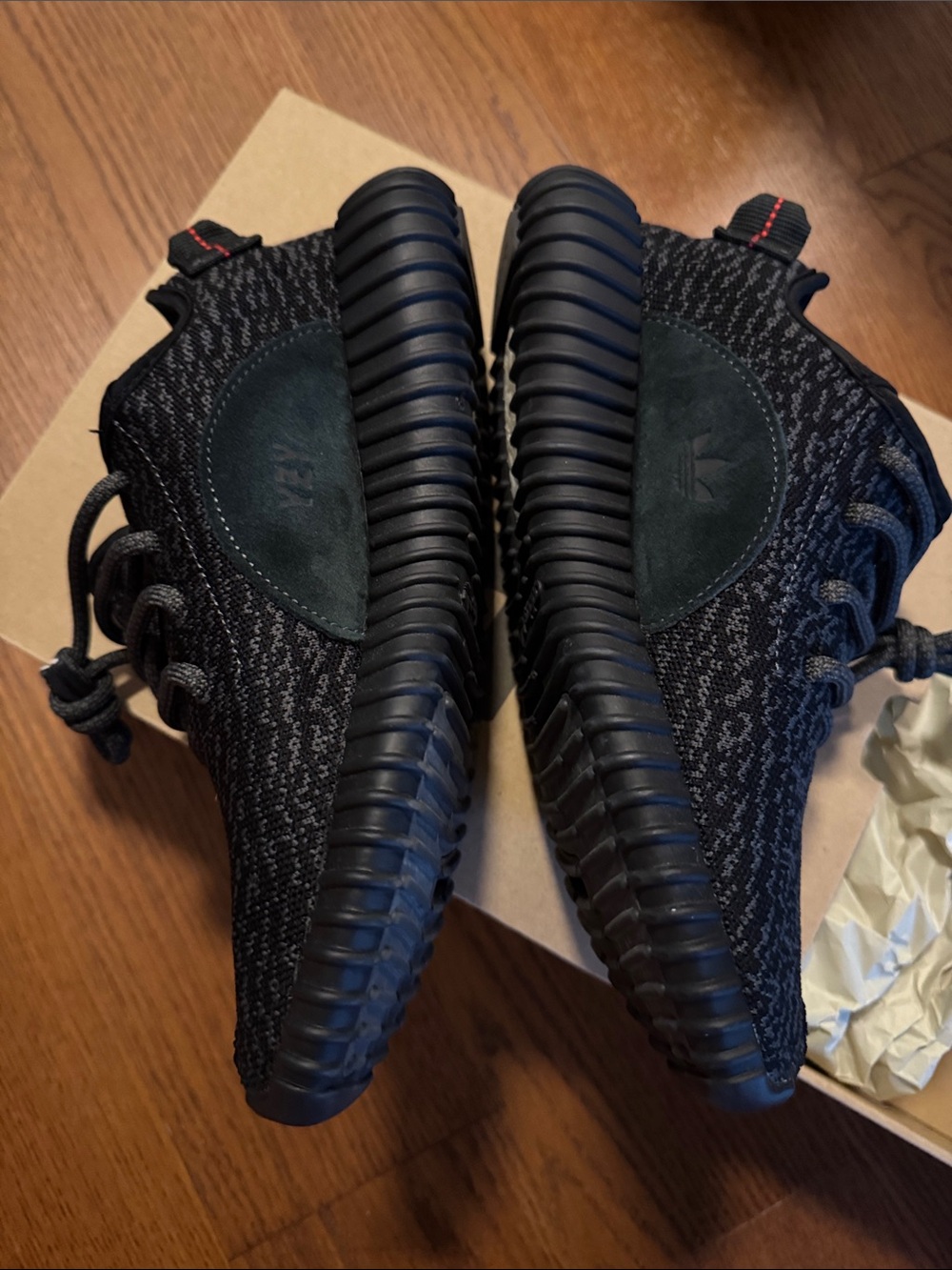 Yeezy Boost 350 V2 Black/Gray - Picture 5 of 9